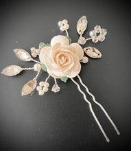 Load image into Gallery viewer, Set of 3 Floral Bobby Pins - Ivory