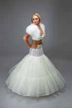 Load image into Gallery viewer, Bridal Petticoat Jupon 128