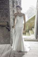 Load image into Gallery viewer, Tuscany -  Benjamin Roberts Ivory Bridal Gown Size 14