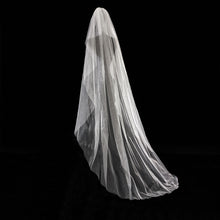 Load image into Gallery viewer, TLV8018 - A simple but classic  Ivory veil , with a cut edge and scattering of crystals.