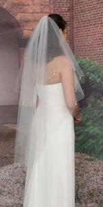 Flavia - Beautiful Veil with Crystals & Pearls