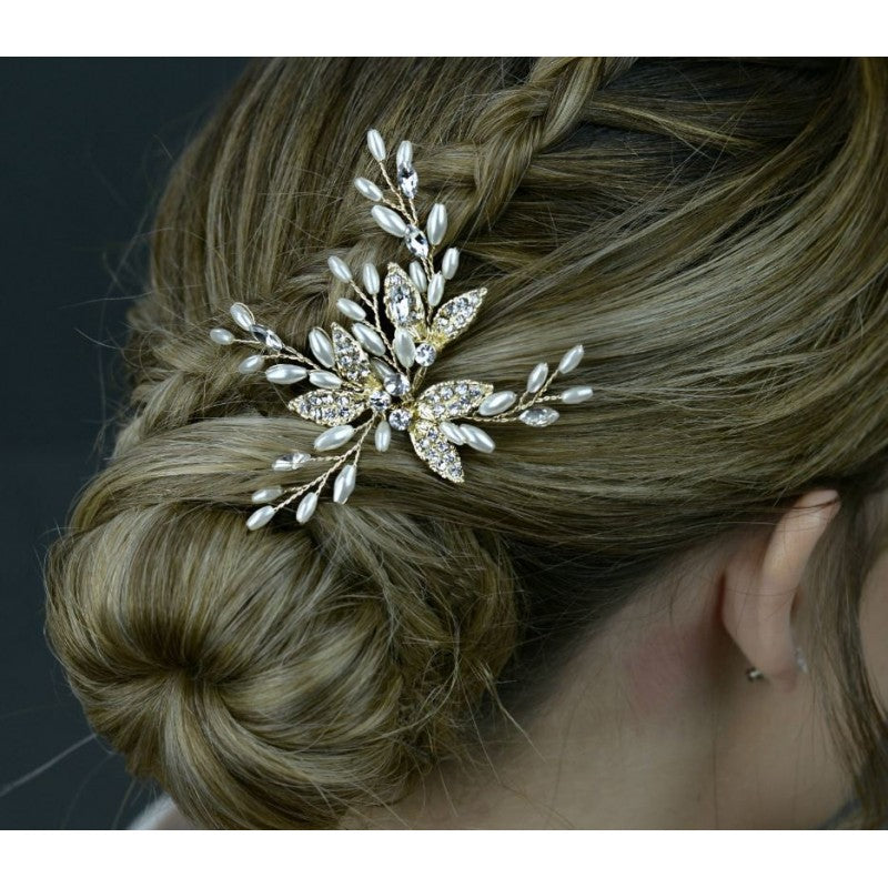 A diamante and crystal hair pin. TLH3037 by Twilight Designs