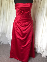 Load image into Gallery viewer, Ex Shop Sample EN040  - Corset back strapless Bridesmaid Dress by Linzi Jay - Size 20